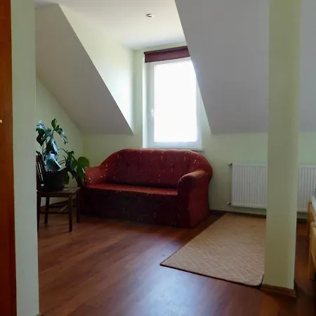 Csetaj Vendeghaz Guest house *